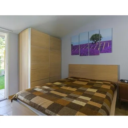 De Castellon - Le Cheiron - Les Romarins Nr 9 *